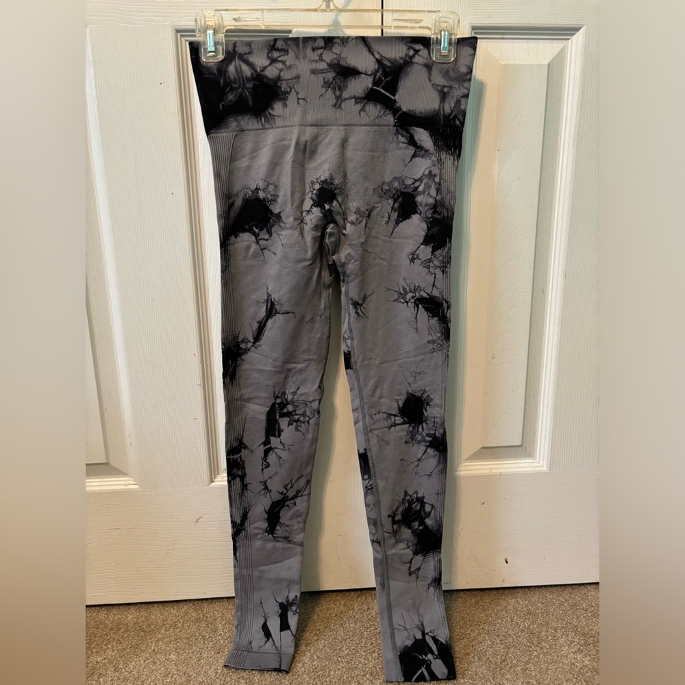 Scrunch butt SHEIN leggings